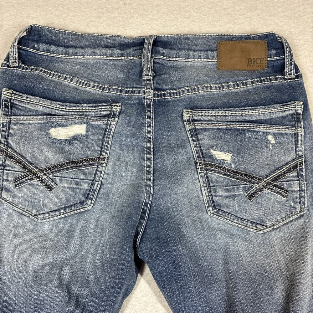 BKE Jake Straight Jeans Mens 34x30 Blue Medium Wash Denim Distressed Thrashed